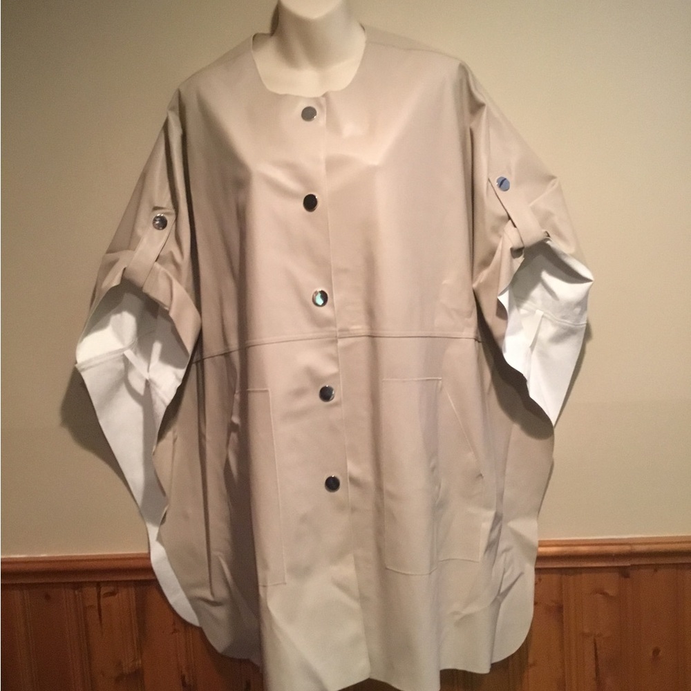 Hilary Radley SZ large cream shawl excellent pre-loved condition faux leather
